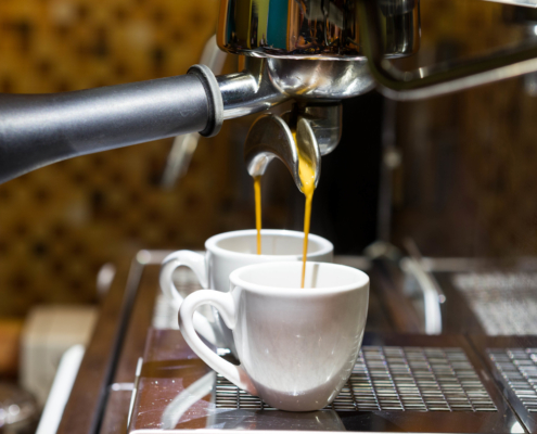 Espressozubereitung mit 2 Tassen