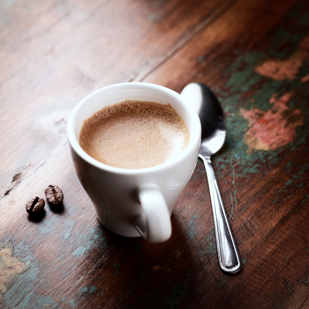 bild auf eine espressotasse