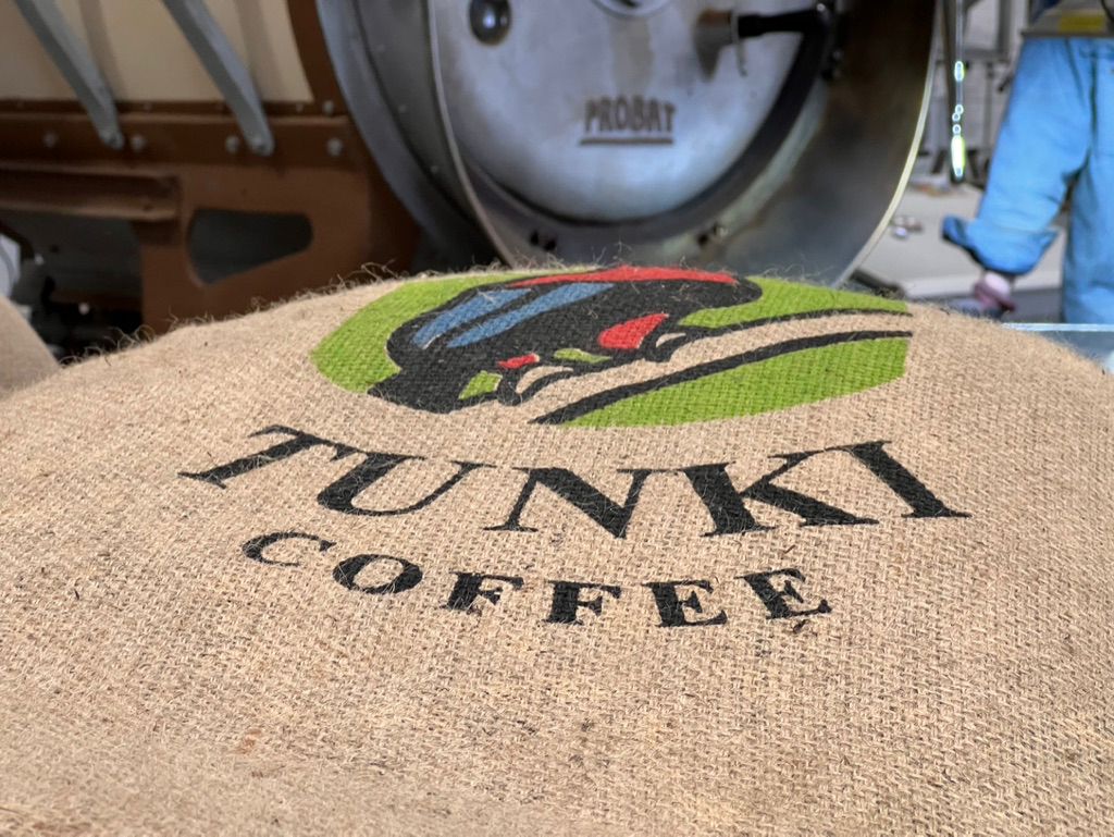 blick auf einen kaffeesack tunki