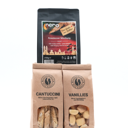 Kaffee mit Keksen als Ostergeschenk