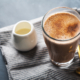 swizy kaffee in hohem glas